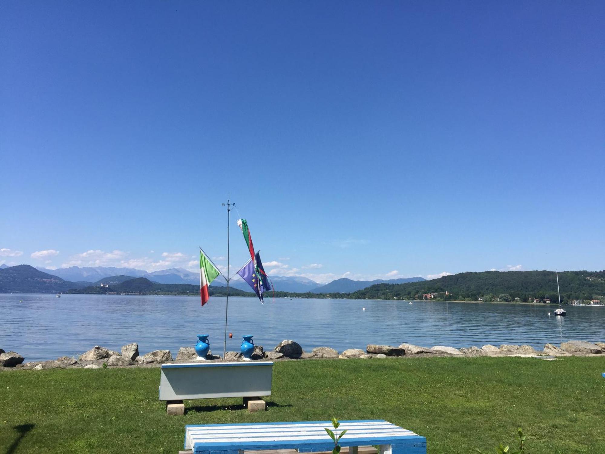 Bnbook Lago Maggiore Studio Castelletto sopra Ticino Bagian luar foto